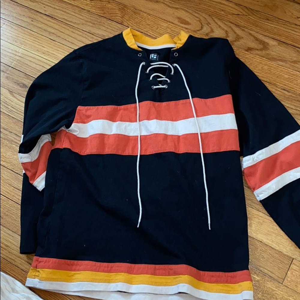 Hockey style shirt